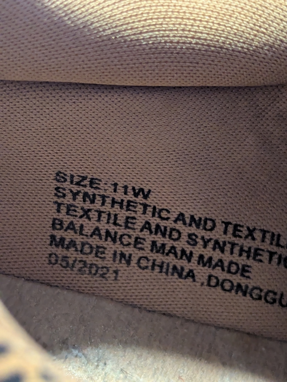 Sneakers - Picture 2 of 3